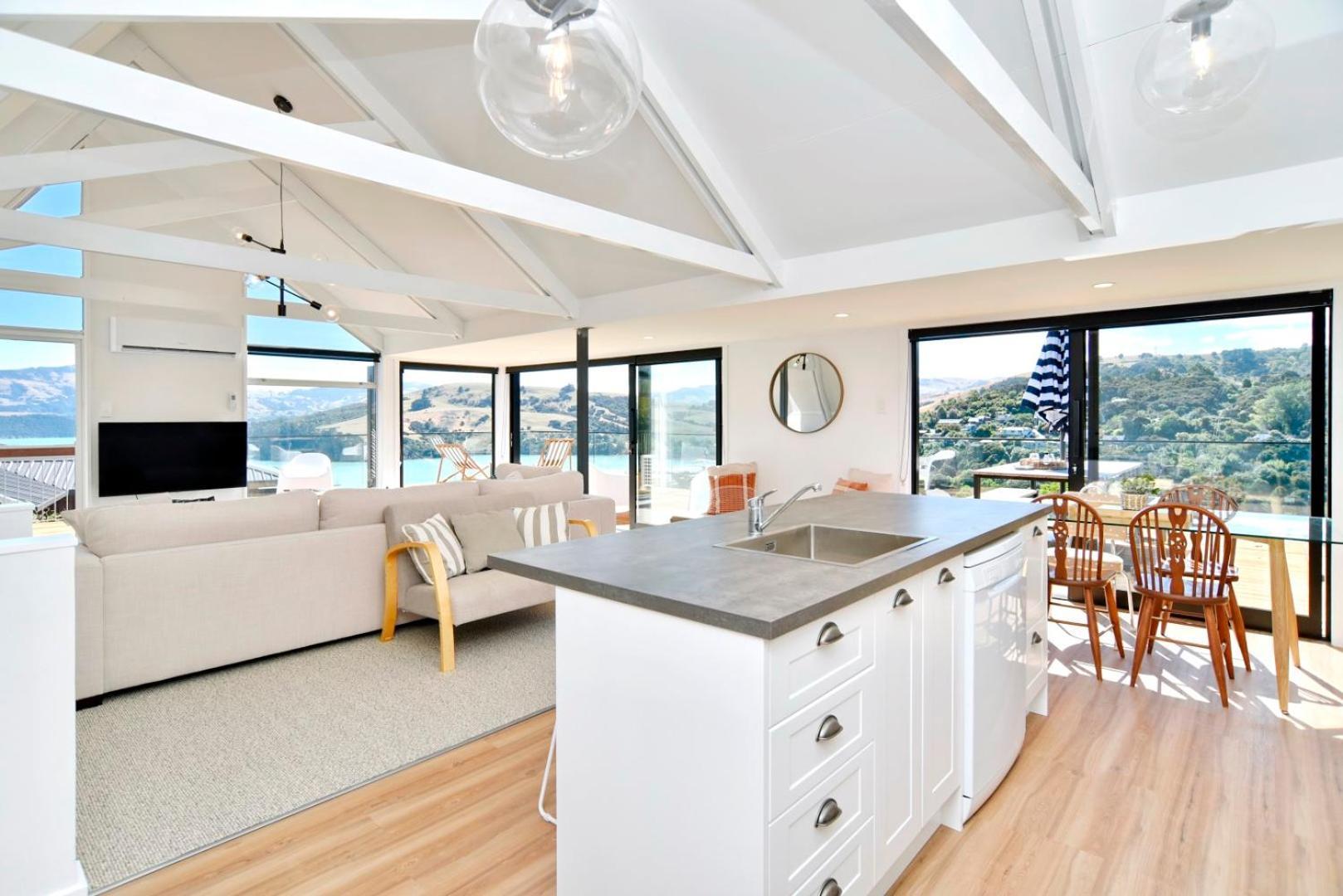 Akaroa Harbour View - Christchurch Holiday Homes 외부 사진