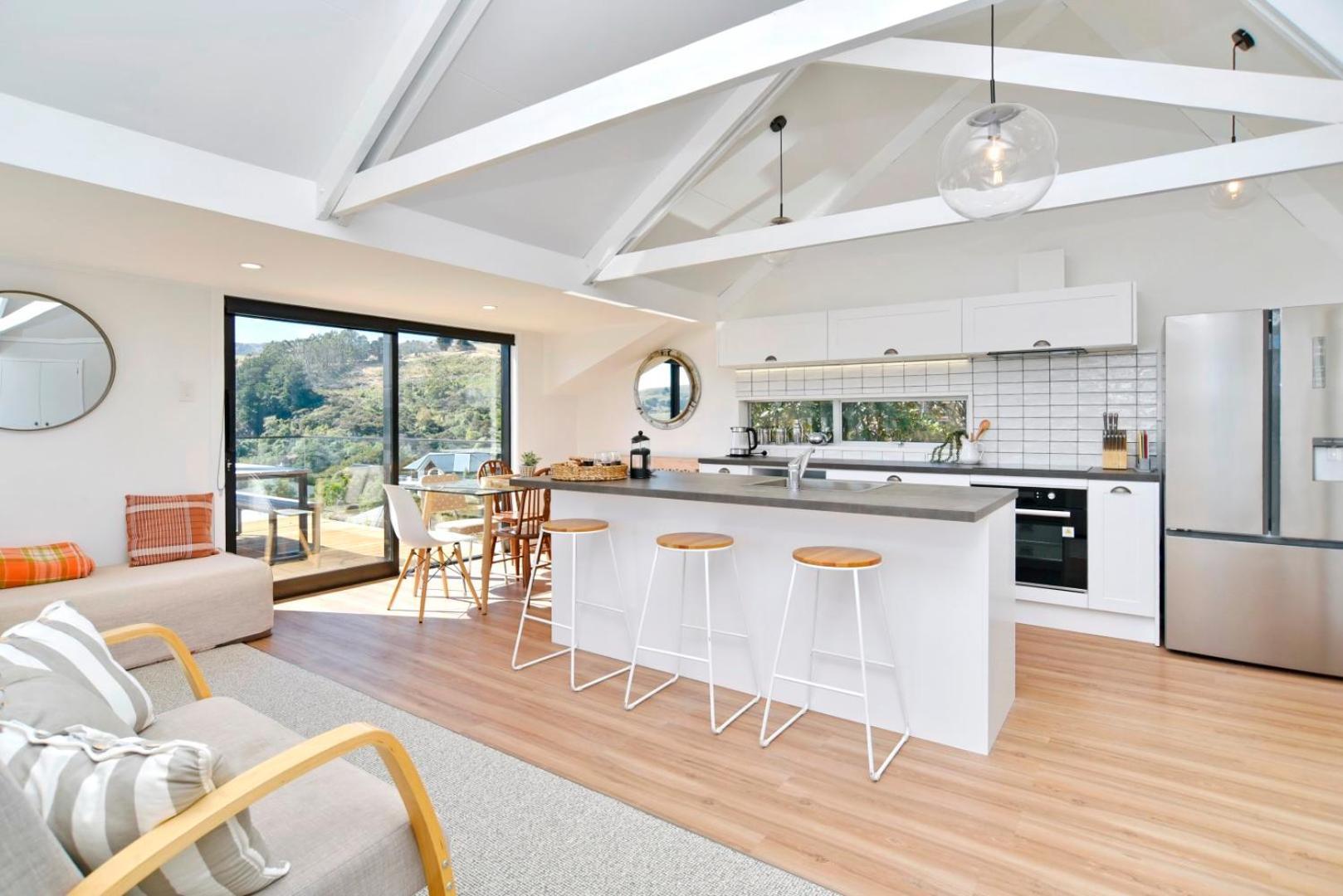 Akaroa Harbour View - Christchurch Holiday Homes 외부 사진